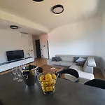 Apartmán House G *